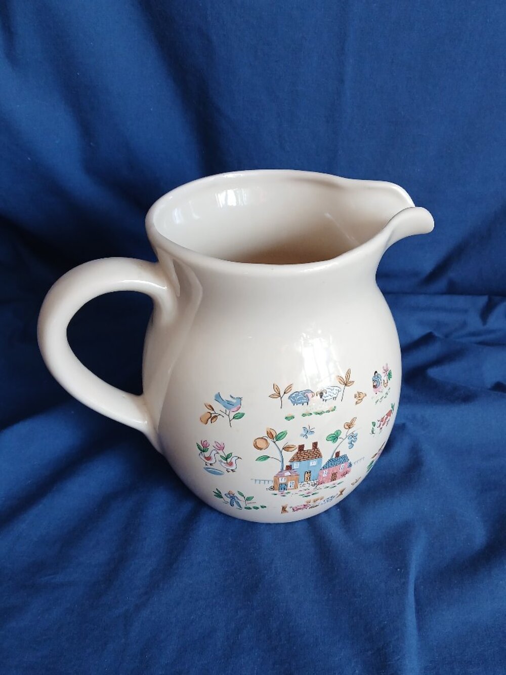 1980s Grandmacore International Heartland 40 oz Milk Jug Table Pitcher - Picture 4 of 14